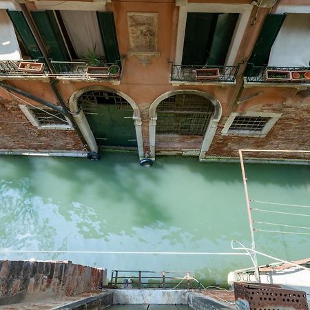 San Polo Canal View Apartments By Wonderful Italy Veneza Exterior foto